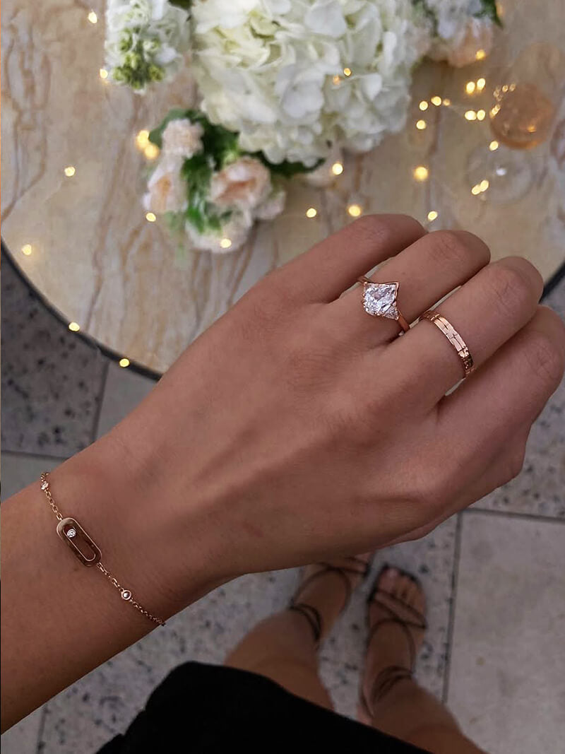 Zoé - Karkötő Pavé Keret Kiemeli A Gyémántot