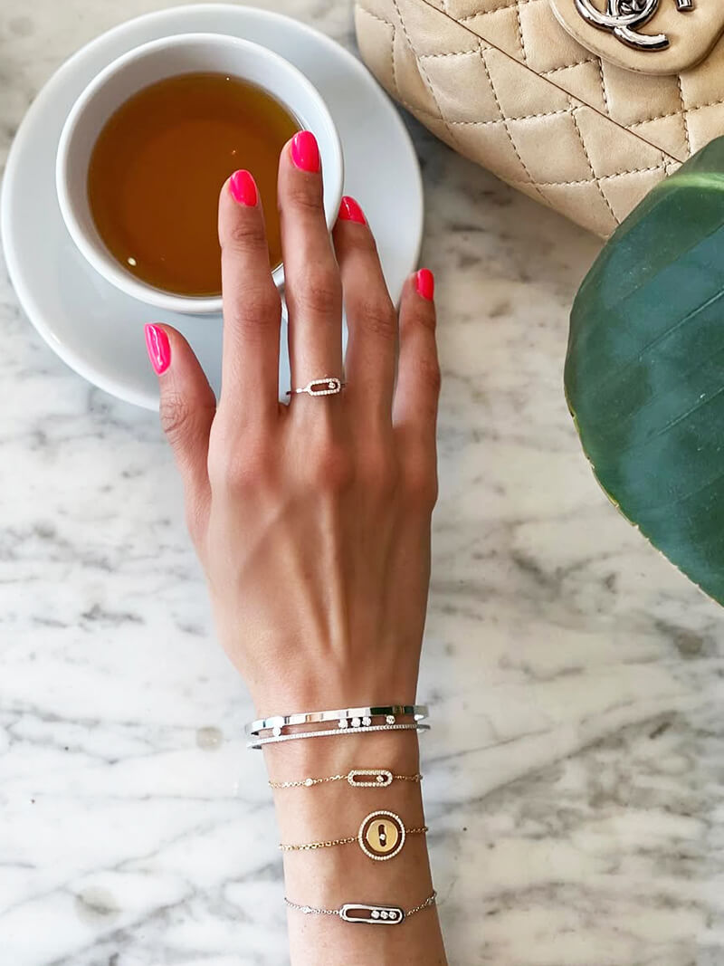 Zoé - Karkötő Pavé Keret Kiemeli A Gyémántot