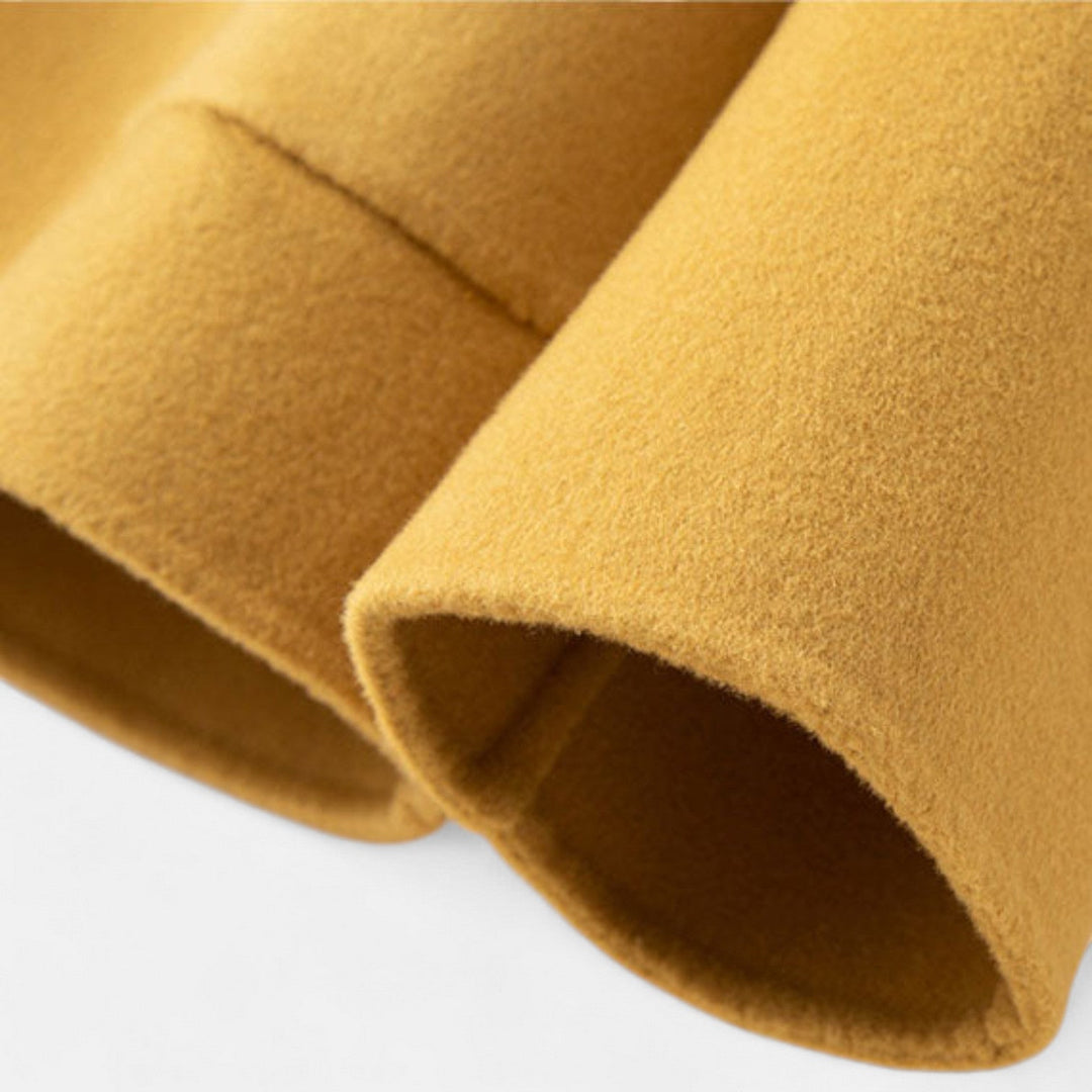 Viktória - Kabát Gombos Zárás