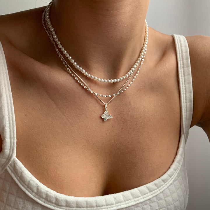 Léna - Dupla galléros dekoltázs hangsúly