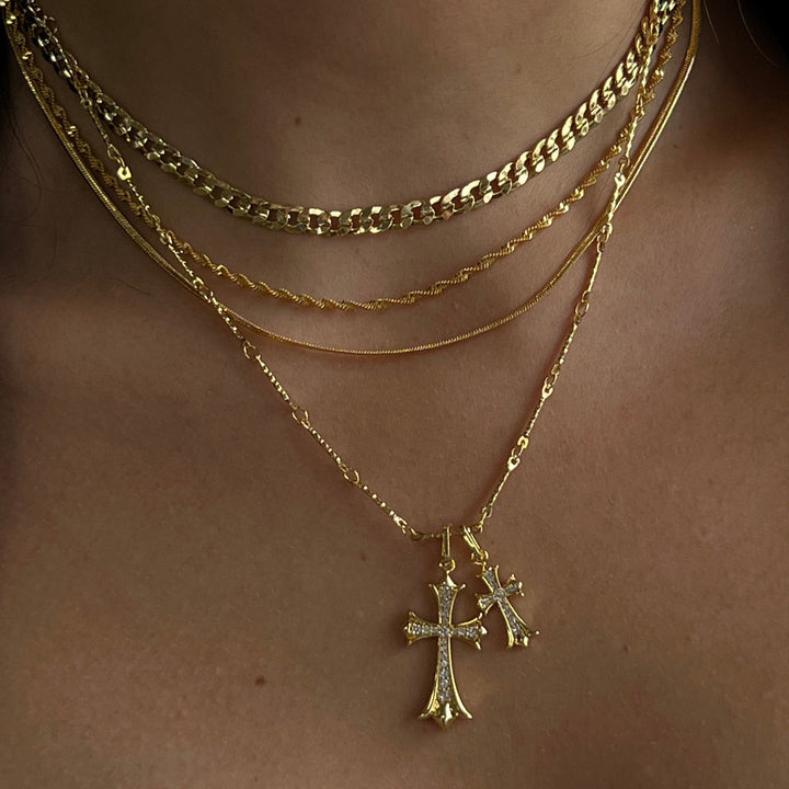 Léna - Dupla galléros dekoltázs hangsúly