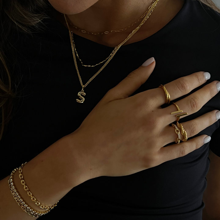 Amira - Nyaklánc Dekoltázs Hangsúly Elegancia Megjelenés Kialakítás