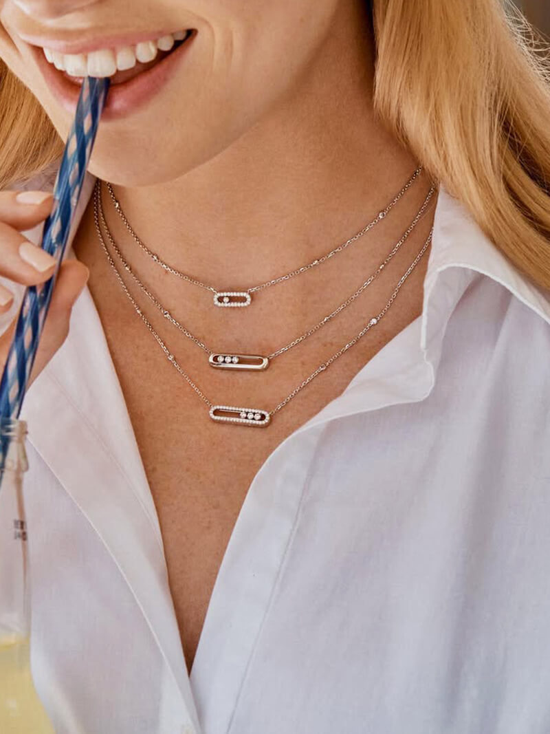 Katalin - Nyaklánc Három Gyémántkő Mozgásban Fénnyel