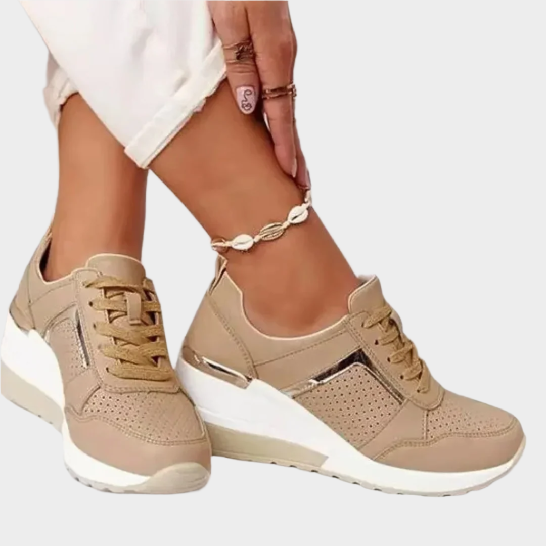 Odett - Platformos Sportcipő Talpmagasság Növelő Kialakítás