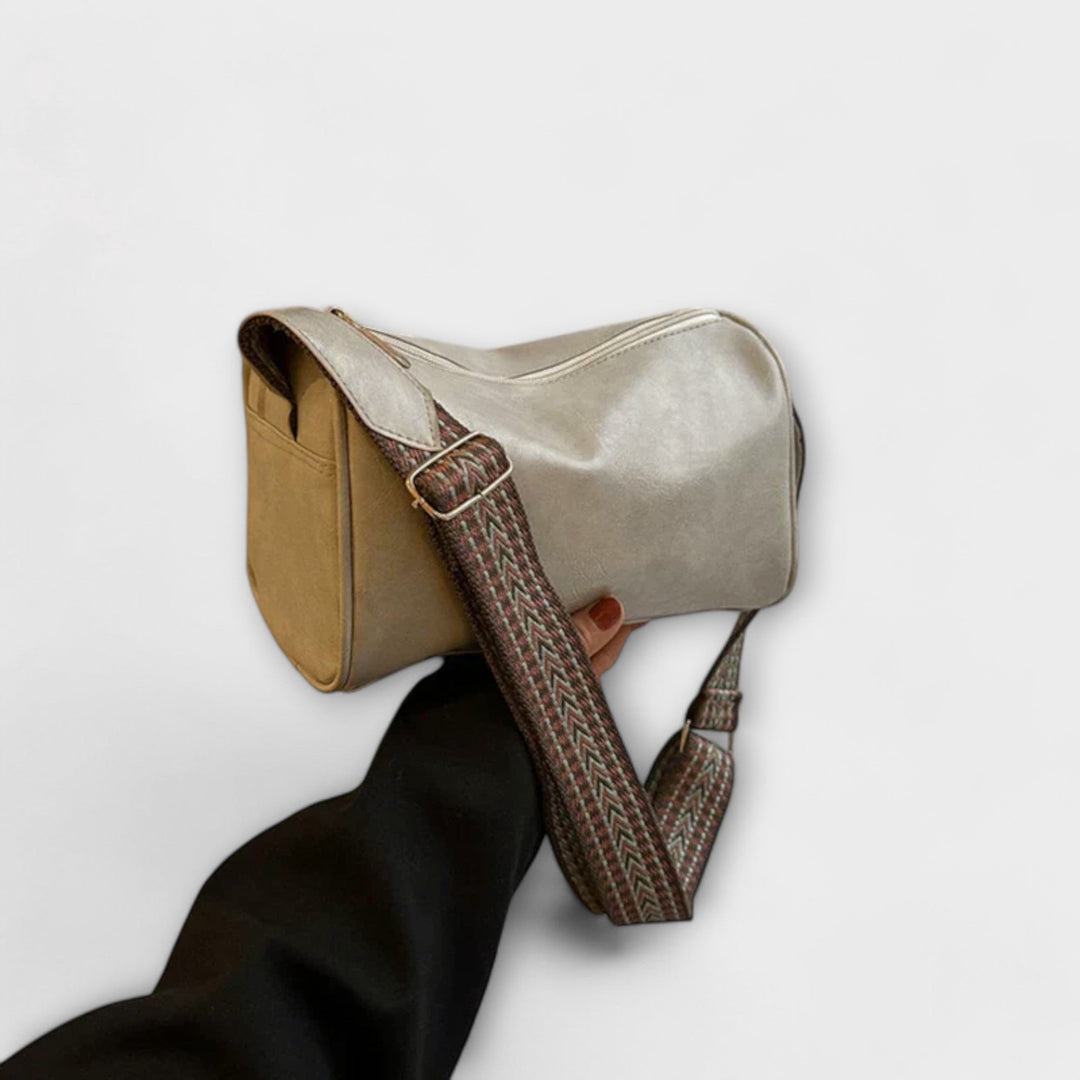 Mia - Keresztpántos Táska, Tágas Belső