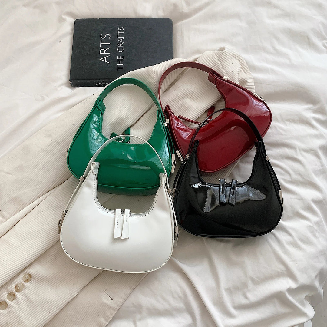 Nikolett - A Félhold Táska Csillogó Felület