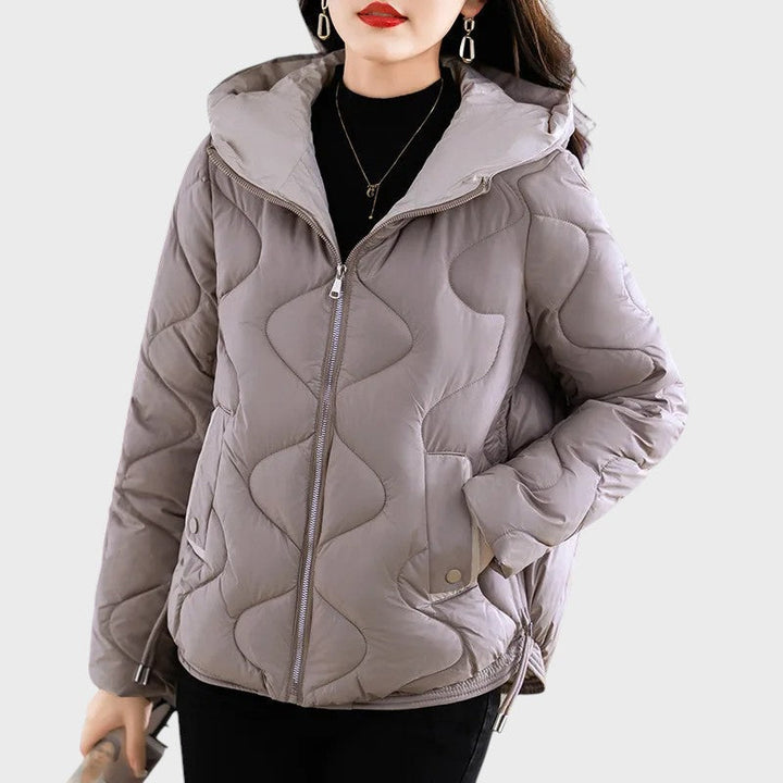 Stefania – Meleg női téli dzseki kapucnival