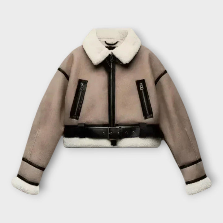 Réka - Elegáns bőrkabát minden alkalomra