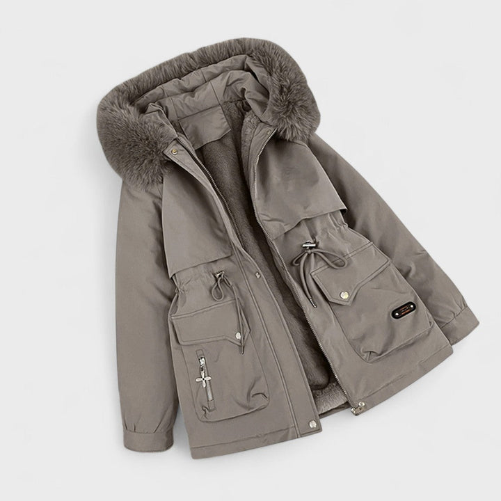 Elena – Stílusos női téli kabát modern dizájnnal