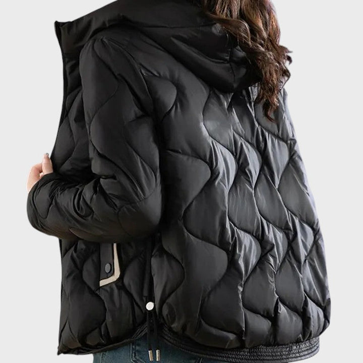 Stefania – Meleg női téli dzseki kapucnival