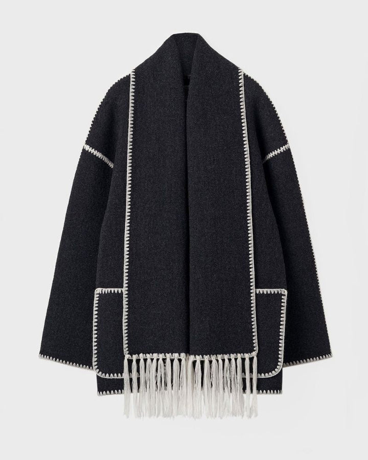 Szonja - Dzseki Irodai Viseletből Estére Programokra