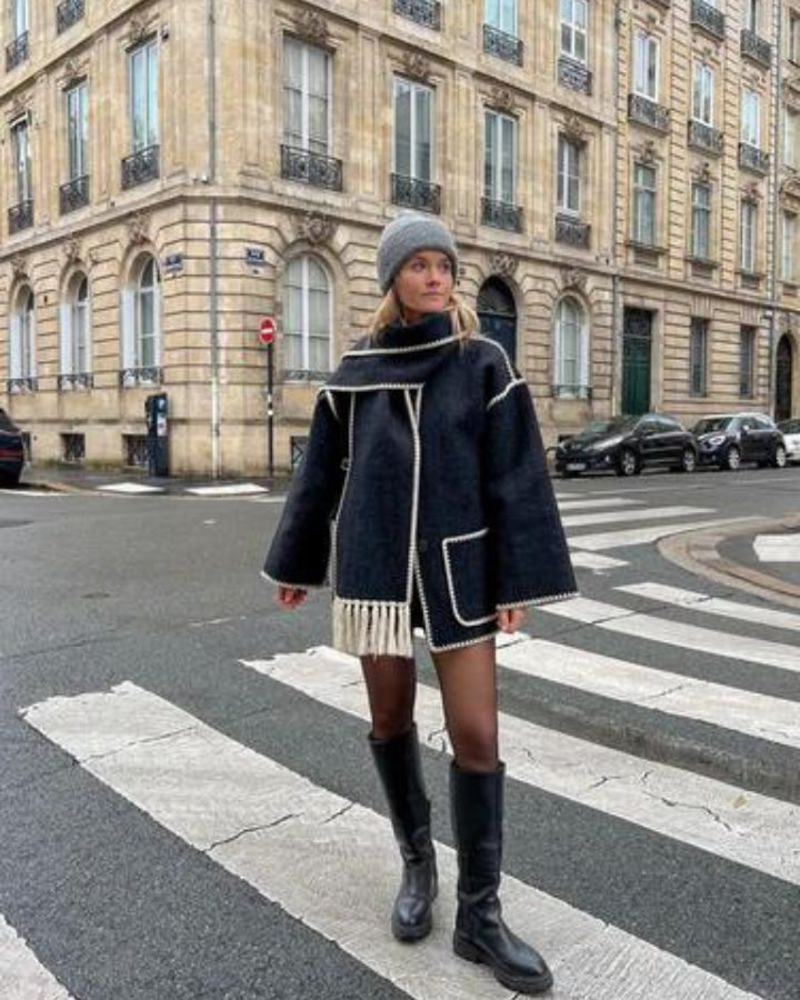 Szonja - Dzseki Irodai Viseletből Estére Programokra