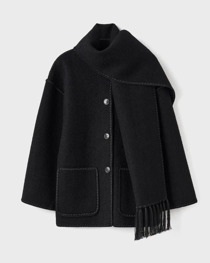 Szonja - Dzseki Irodai Viseletből Estére Programokra