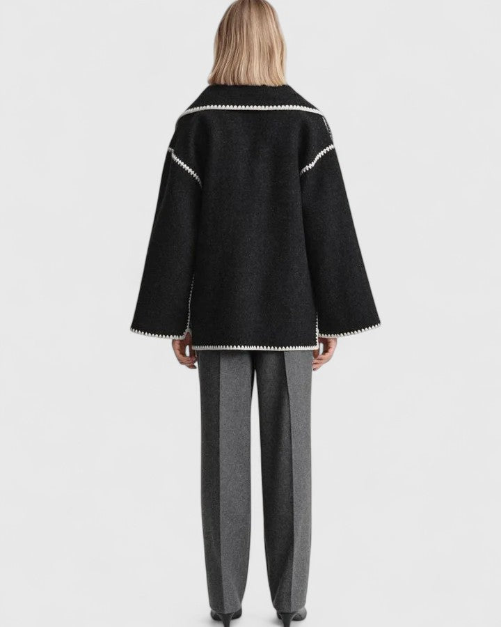 Szonja - Dzseki Irodai Viseletből Estére Programokra