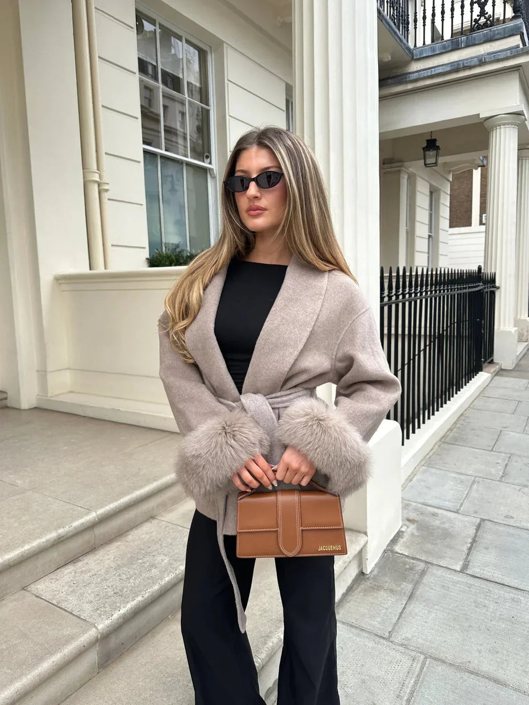 Arctic Grace - Elegáns gyapjúkabát