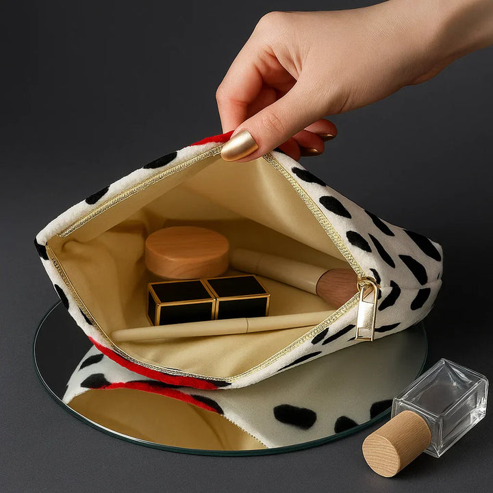 Glória - Táska Tárolózsebes Kivitelezésével Cipzárral Rendszerezés Szerkezettel