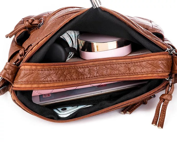 Hajnal - Táska Zseb Elrendezés Kialakítás Kapacitás