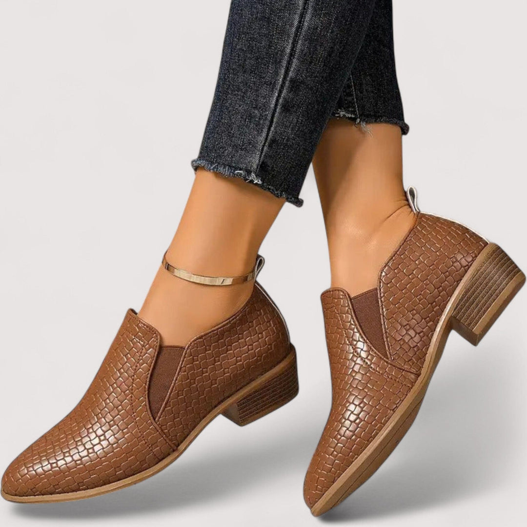 Uredi - Stílusos laza cipő