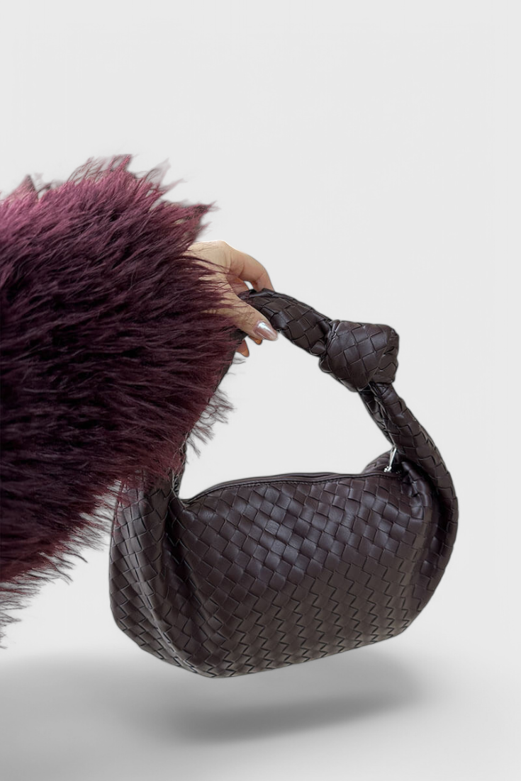 Lara – Torba za ramena s teksturo vzorca