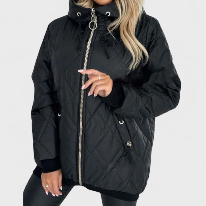 Marija - Elegáns puffos télikabát kapucnival és arany cipzárral